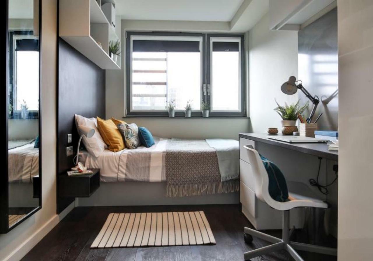 Hashtag South Bank Campus Accommodation Лондон Екстер'єр фото