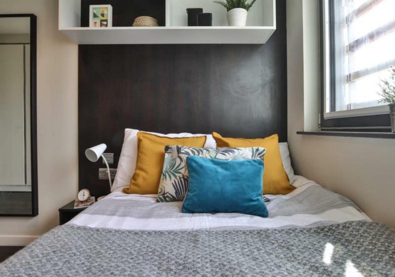 Hashtag South Bank Campus Accommodation Лондон Екстер'єр фото
