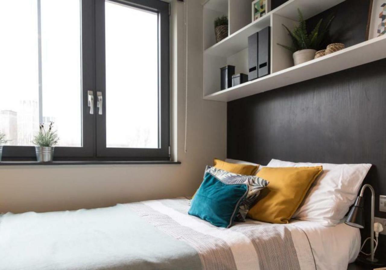 Hashtag South Bank Campus Accommodation Лондон Екстер'єр фото