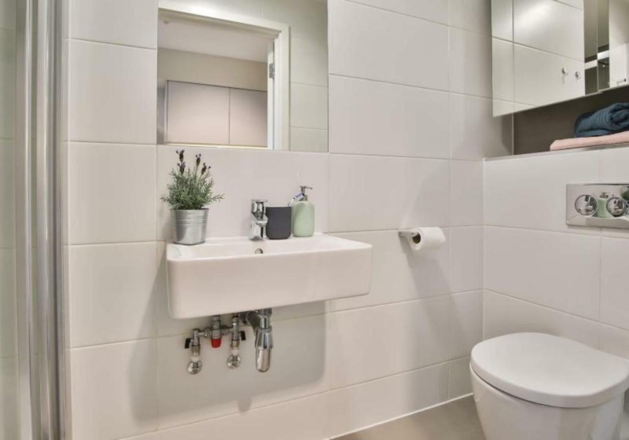 Hashtag South Bank Campus Accommodation Лондон Екстер'єр фото